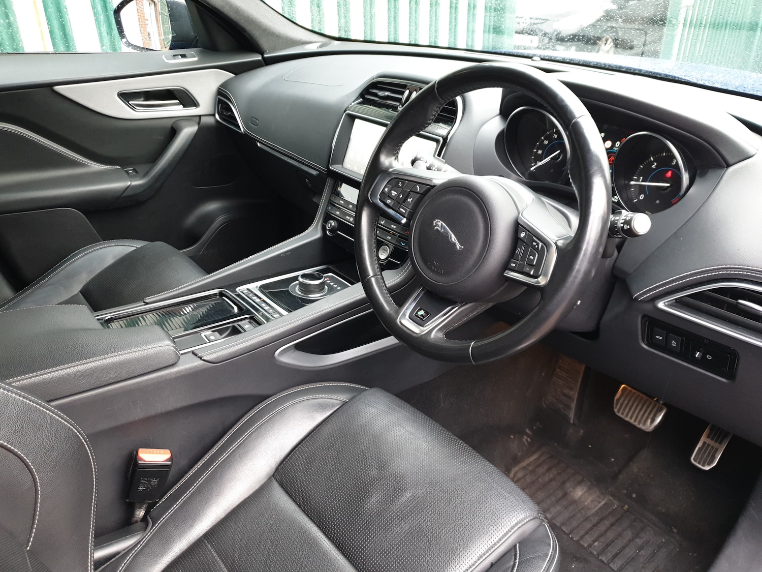 Used Jaguar F-Pace 2018 for sale - 77281157: Photo 6