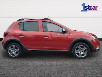 Used Dacia Sandero 2017 for sale - 79293961: Photo