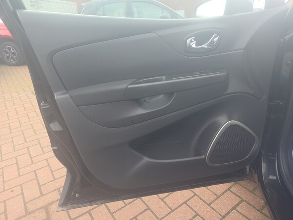 Used Renault Captur 2014 for sale - 76087136: Photo 11
