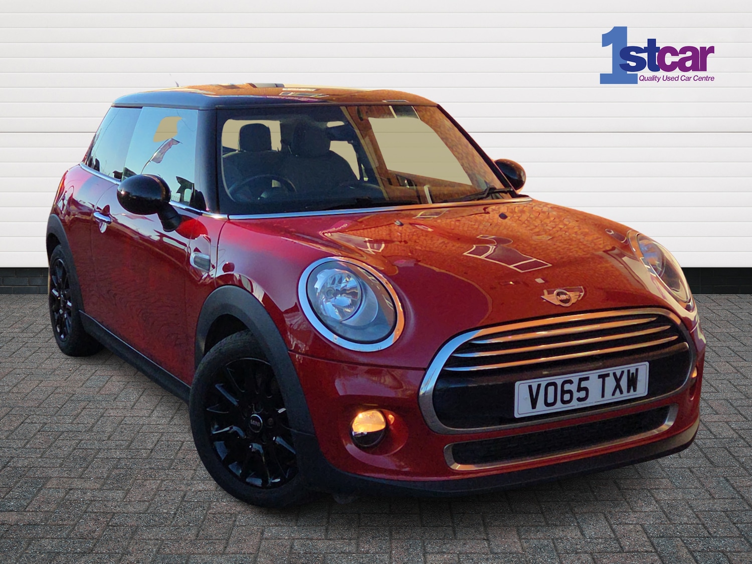 Used MINI Hatch 2015 for sale - 76760740: Photo 1
