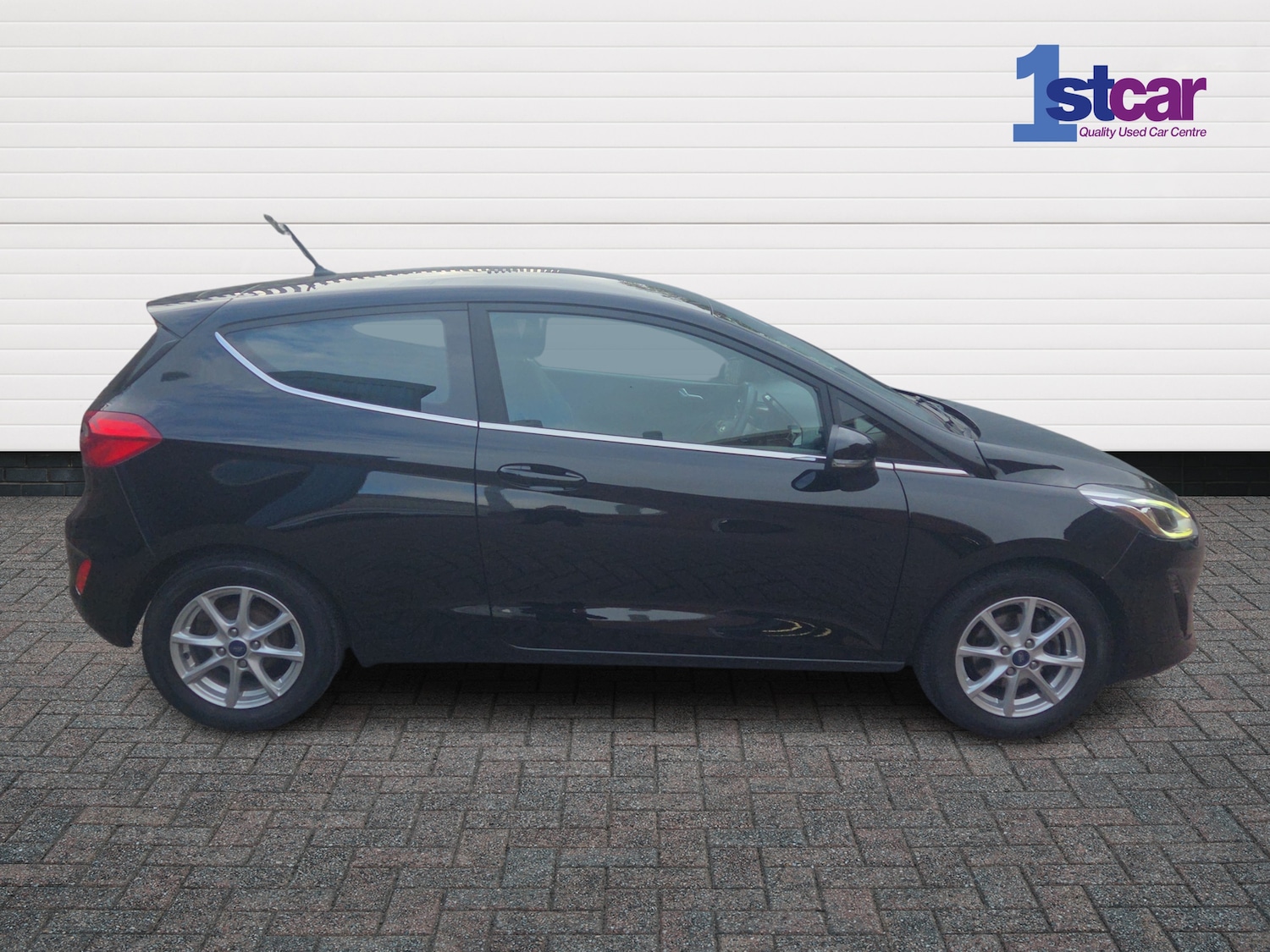 Used Ford Fiesta 2017 for sale - 77256535: Photo 4