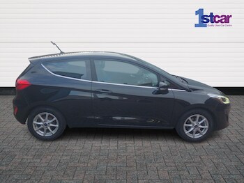 Used Ford Fiesta 2017 for sale - 77256535: Photo