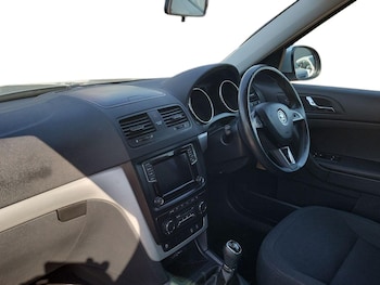 Used Skoda Yeti 2015 for sale - 79523303: Photo