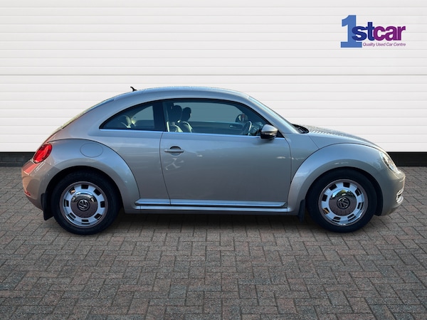 Used Volkswagen Beetle 2014 for sale - 76176510: Photo 4
