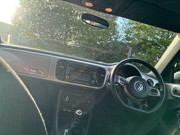Used Volkswagen Beetle 2014 for sale - 76176510: Photo 8