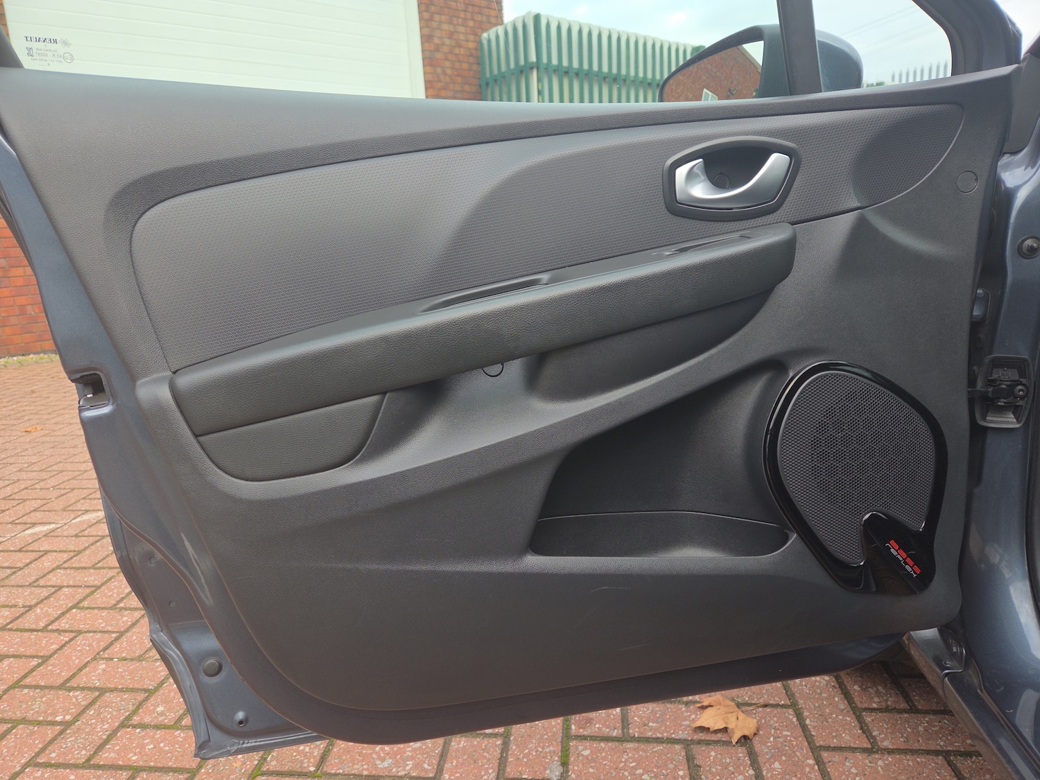 Used Renault Clio 2019 for sale - 76597755: Photo 11