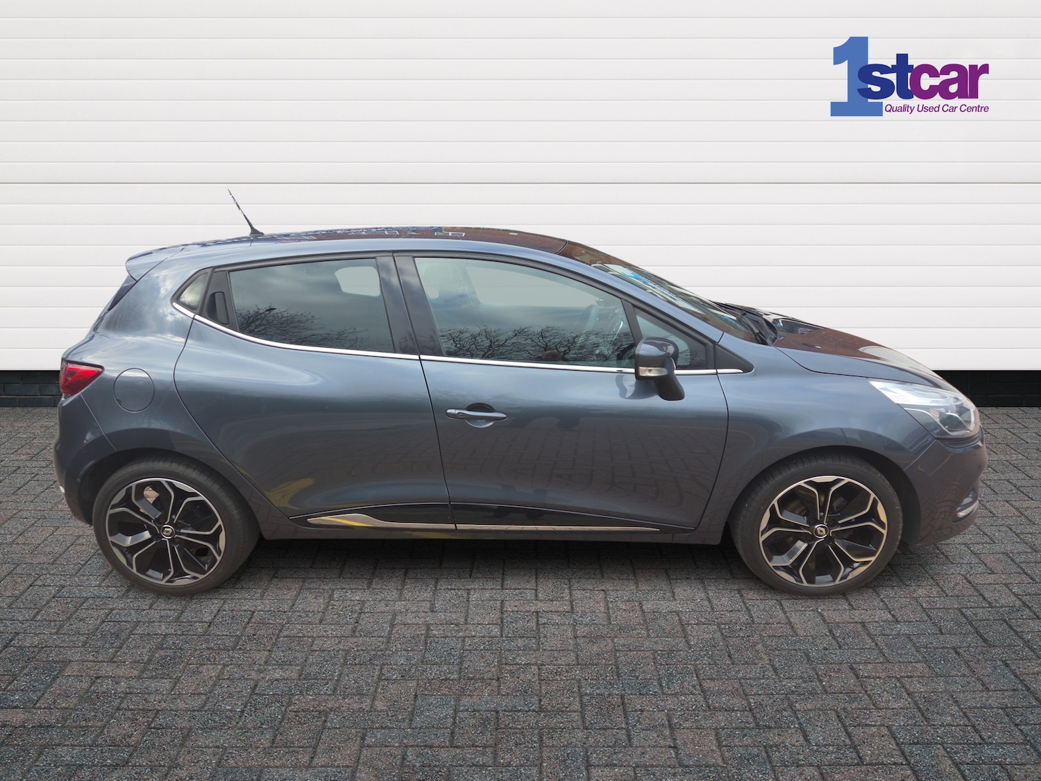 Used Renault Clio 2019 for sale - 76597755: Photo 4
