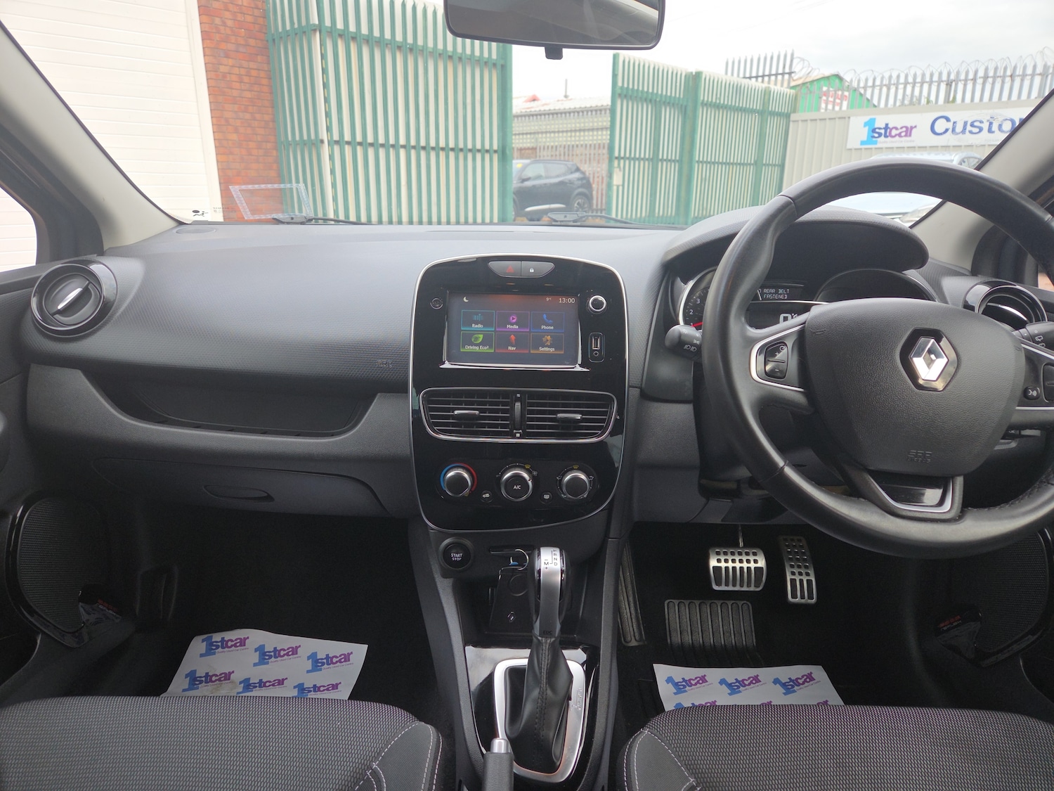 Used Renault Clio 2019 for sale - 76597755: Photo 8