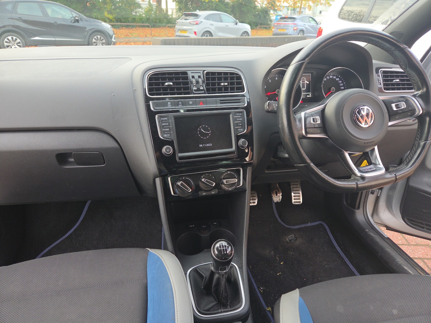 Used Volkswagen Polo 2015 for sale - 76501104: Photo 8