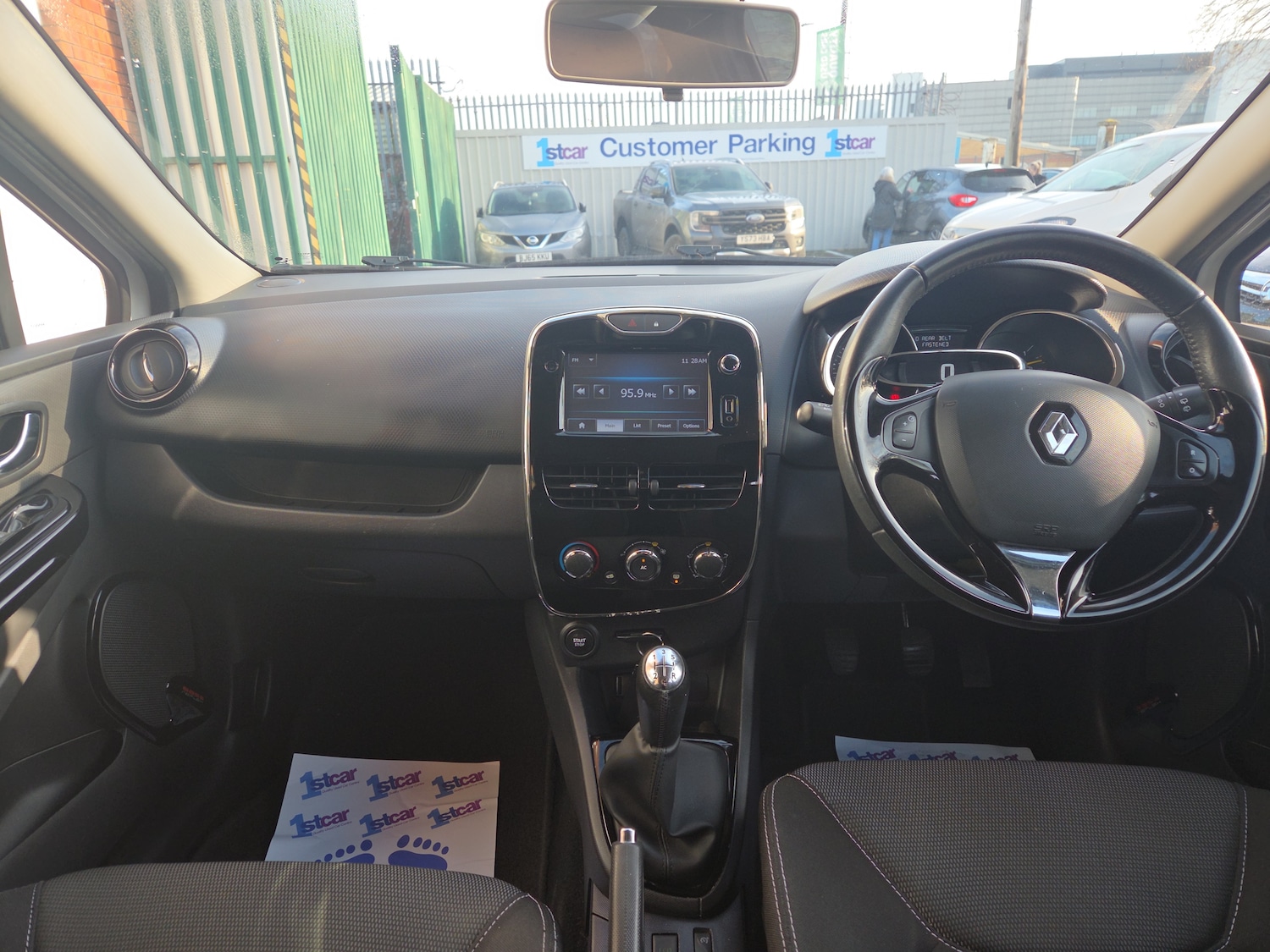 Used Renault Clio 2014 for sale - 77205782: Photo 8