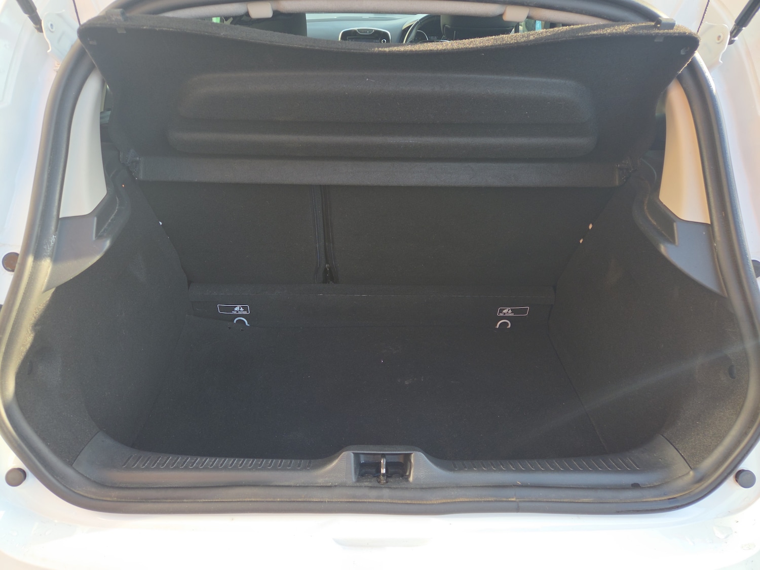 Used Renault Clio 2014 for sale - 77205782: Photo 9