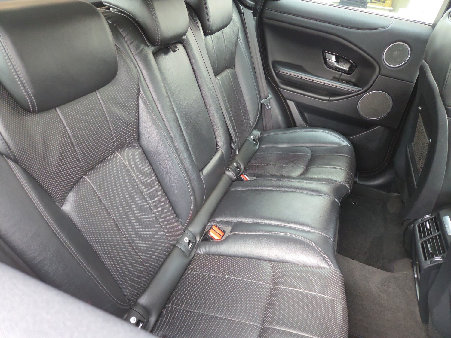 Used Land Rover Range Rover Evoque 2015 for sale - 77911326: Photo 10