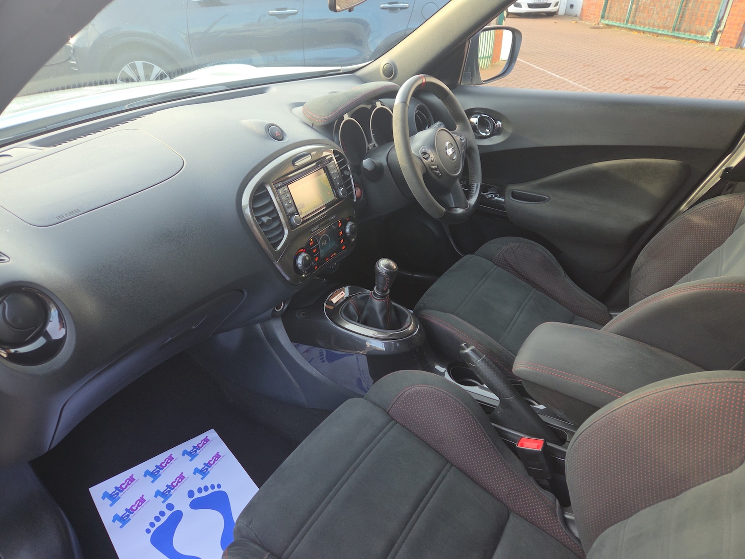 Used Nissan Juke 2017 for sale - 76717509: Photo 2