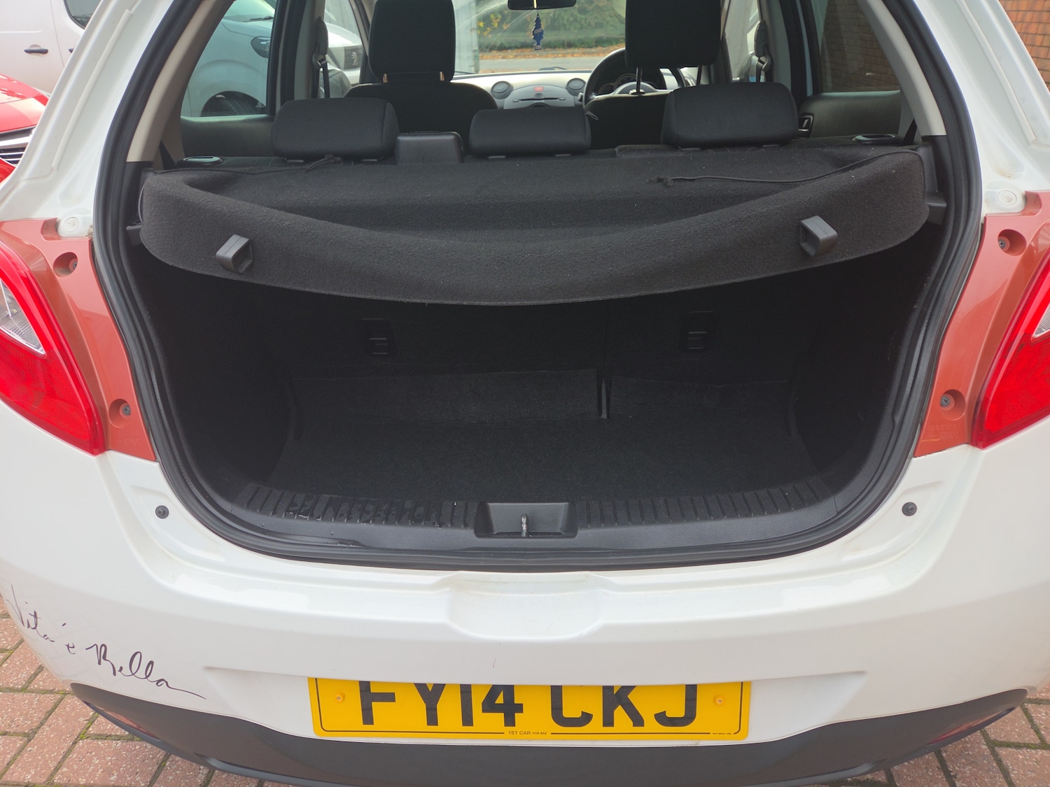 Used Mazda Mazda2 2014 for sale - 76501108: Photo 9