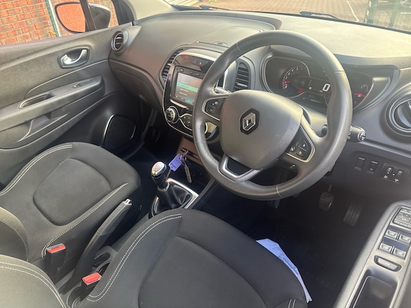Used Renault Captur 2018 for sale - 76176511: Photo 6