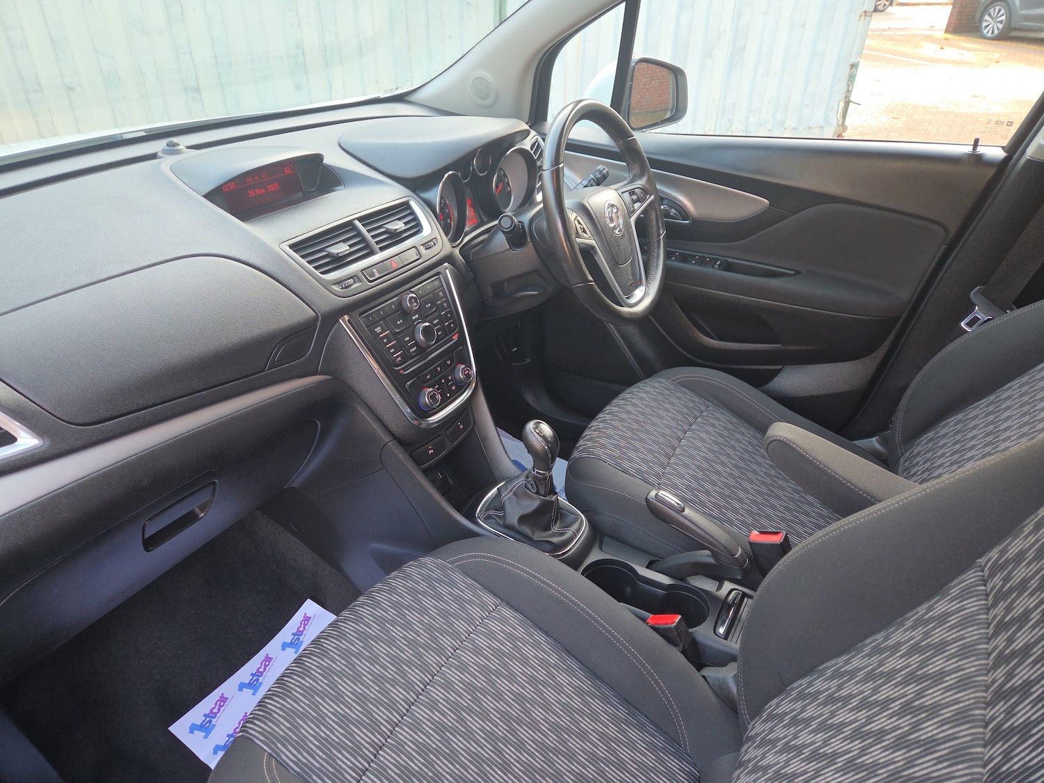 Used Vauxhall Mokka 2015 for sale - 76717511: Photo 2