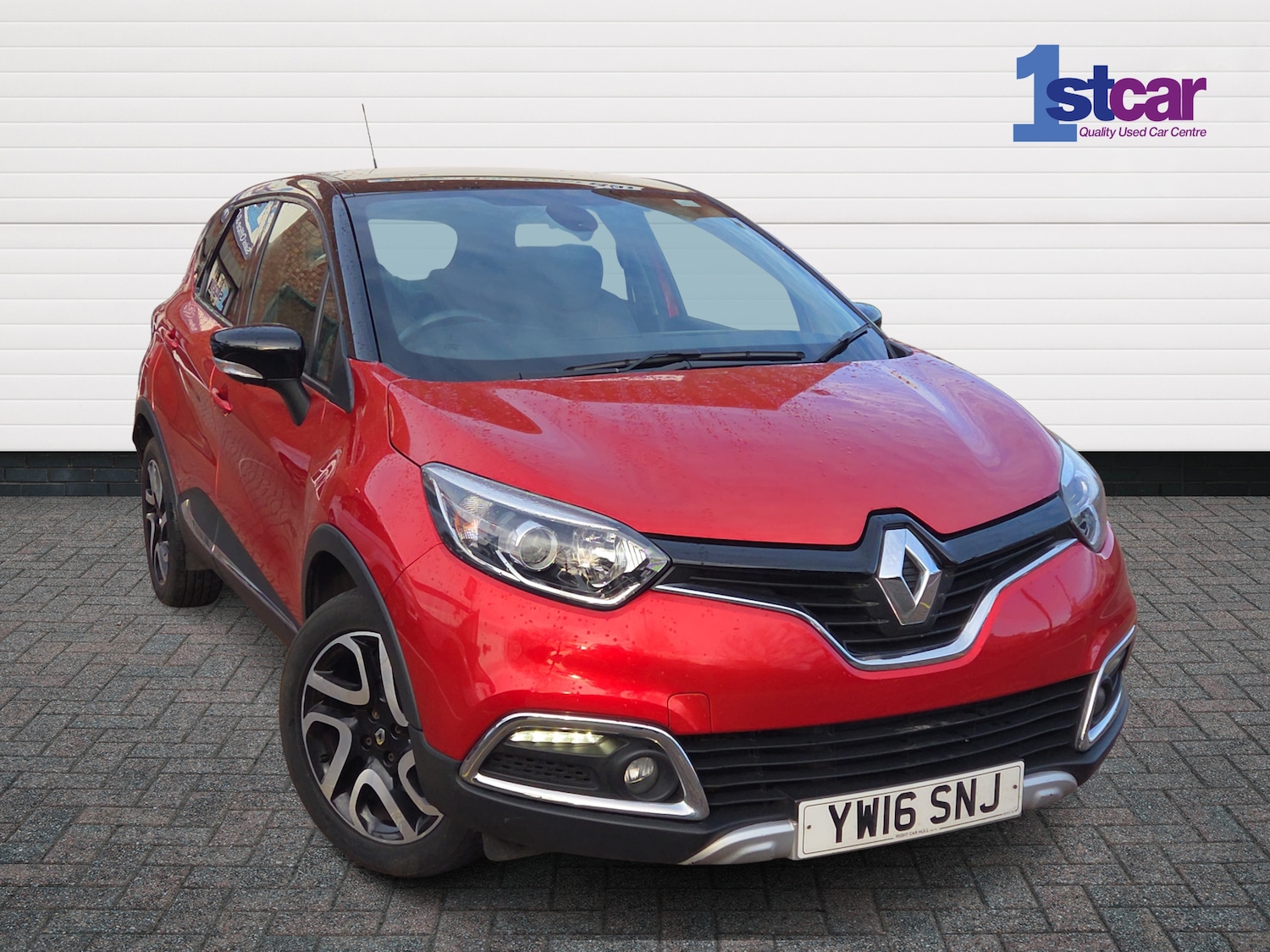 Used Renault Captur 2016 for sale - 76842220: Photo 1