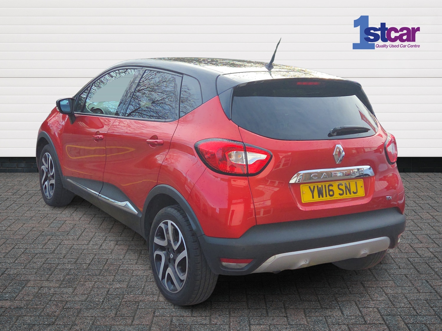 Used Renault Captur 2016 for sale - 76842220: Photo 3