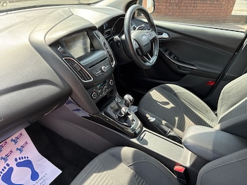 Used Ford Focus 2015 for sale - 75544671: Photo
