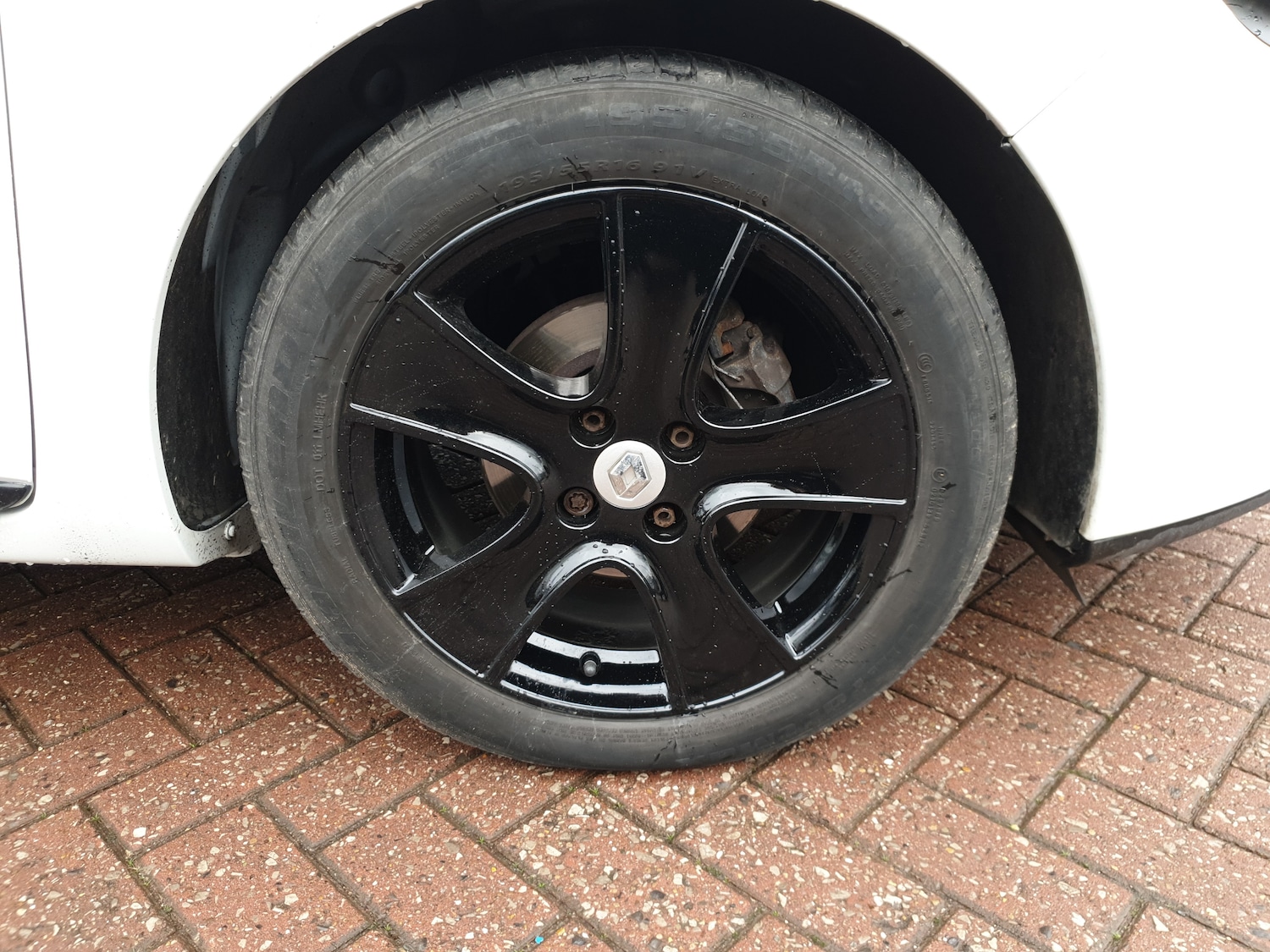 Used Renault Clio 2015 for sale - 77293510: Photo 5