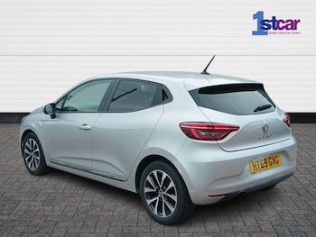 Used Renault Clio 2019 for sale - 75917220: Photo