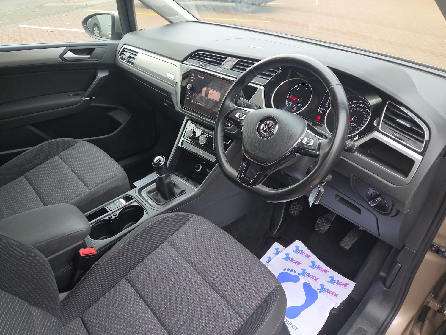 Used Volkswagen Touran 2017 for sale - 76928096: Photo 6