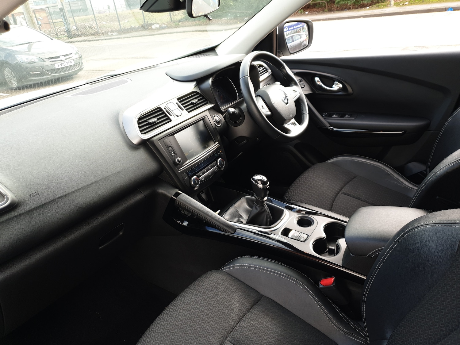 Used Renault Kadjar 2018 for sale - 77810277: Photo 2