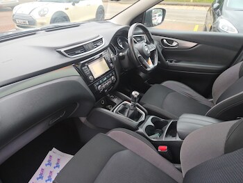 Used Nissan Qashqai 2018 for sale - 77293497: Photo