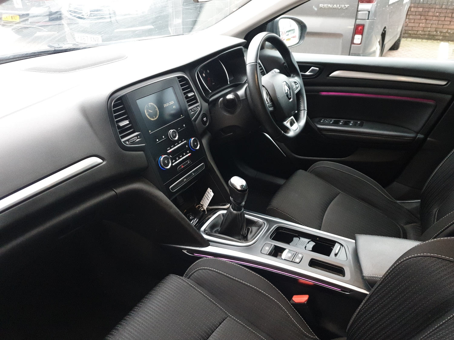 Used Renault Megane 2019 for sale - 77373114: Photo 2