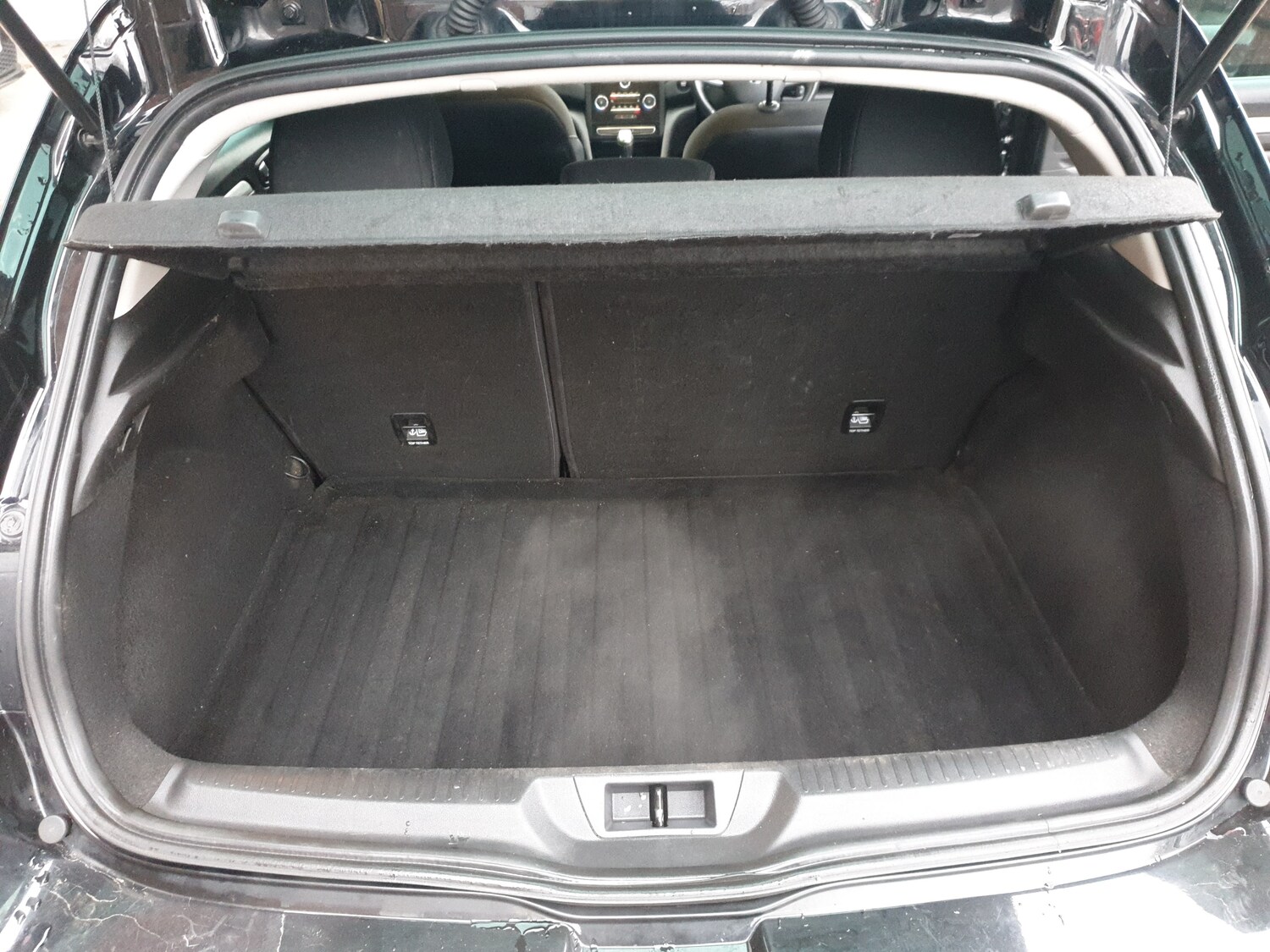 Used Renault Megane 2019 for sale - 77373114: Photo 9