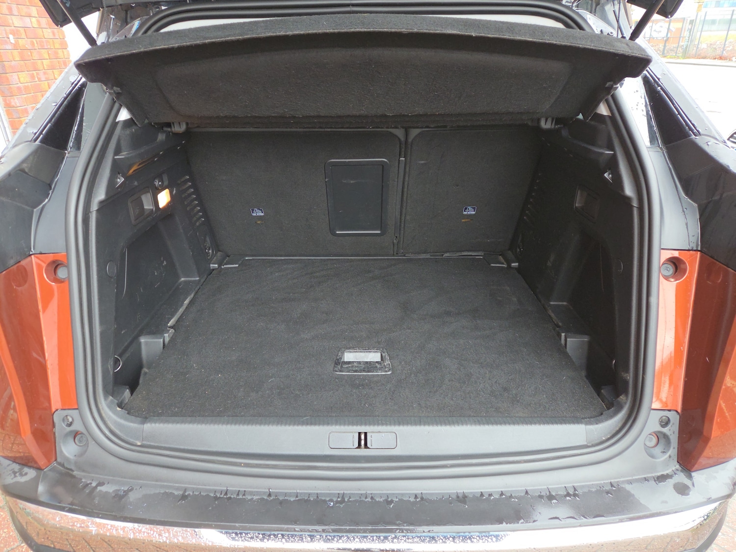 Used Peugeot 3008 2018 for sale - 77552470: Photo 9