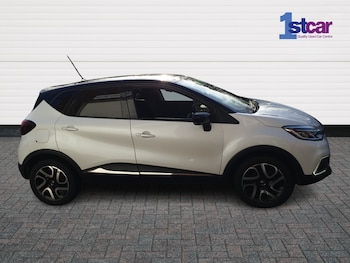 Used Renault Captur 2018 for sale - 77205788: Photo
