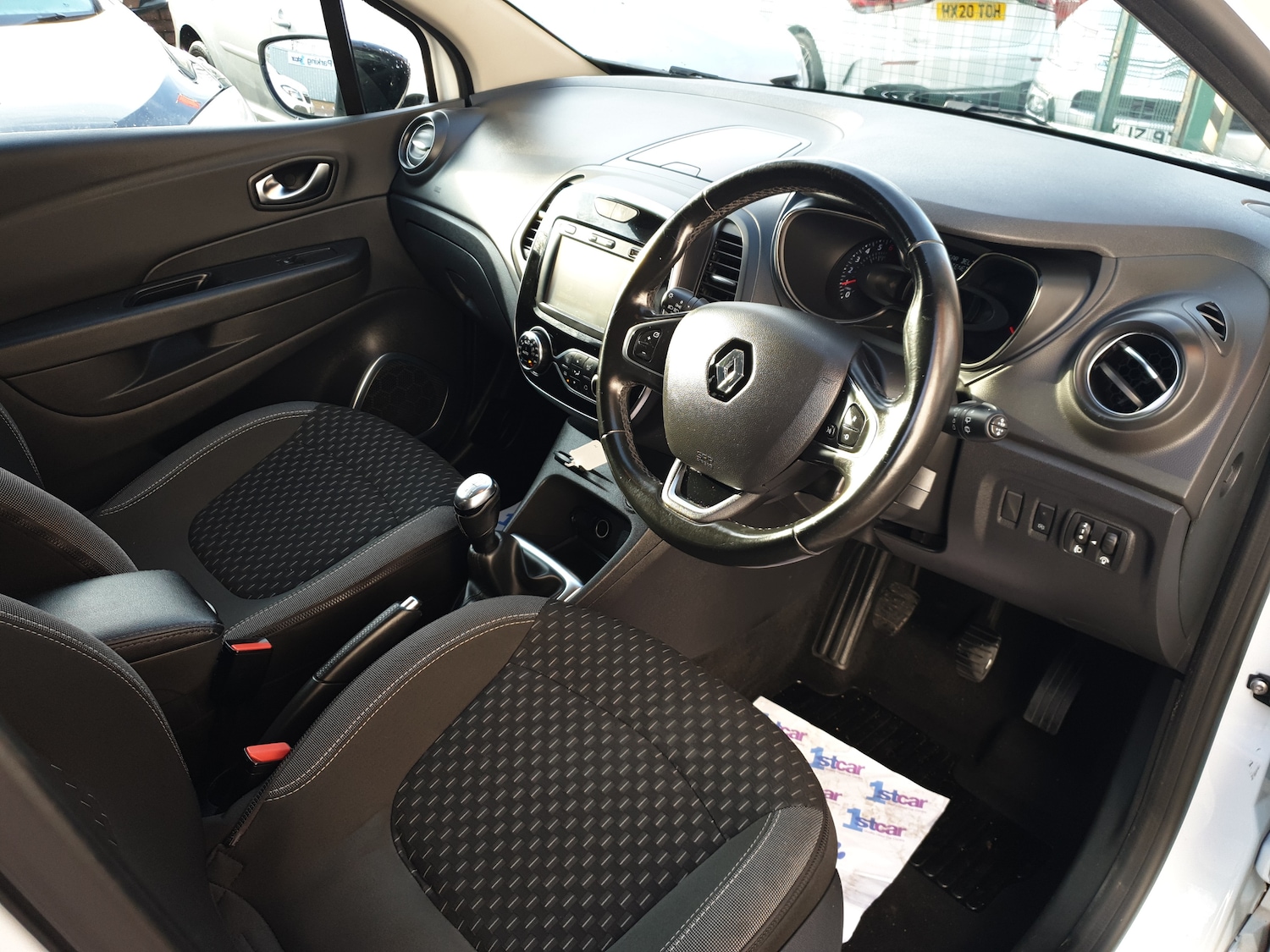 Used Renault Captur 2018 for sale - 77205788: Photo 6