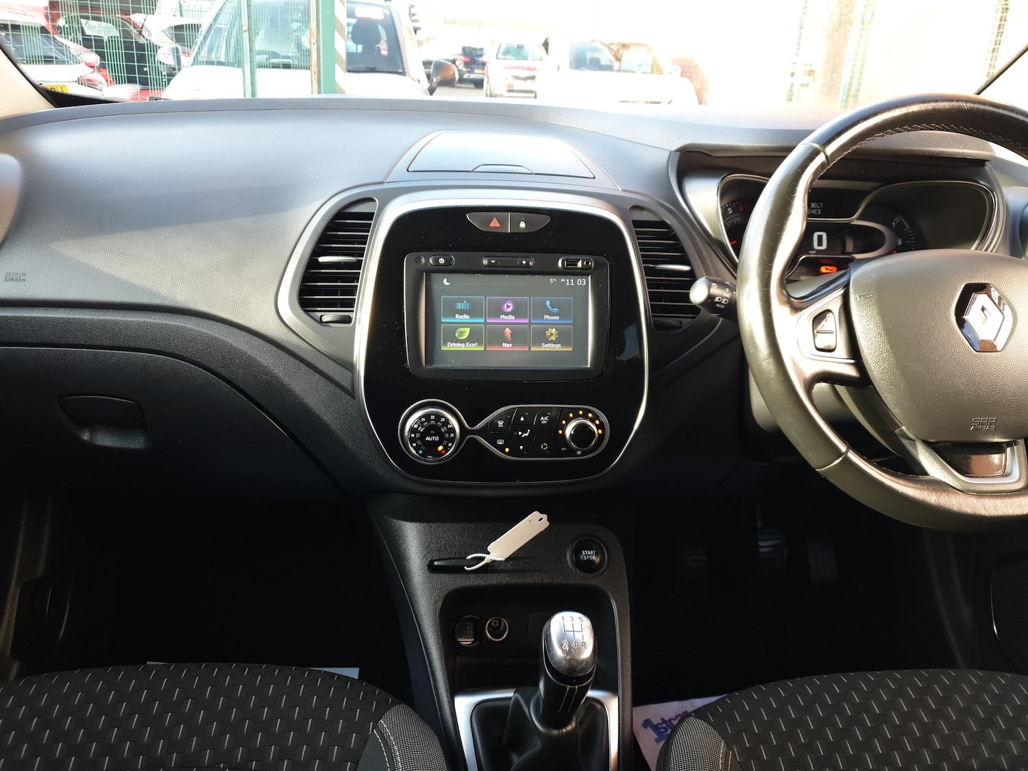 Used Renault Captur 2018 for sale - 77205788: Photo 8