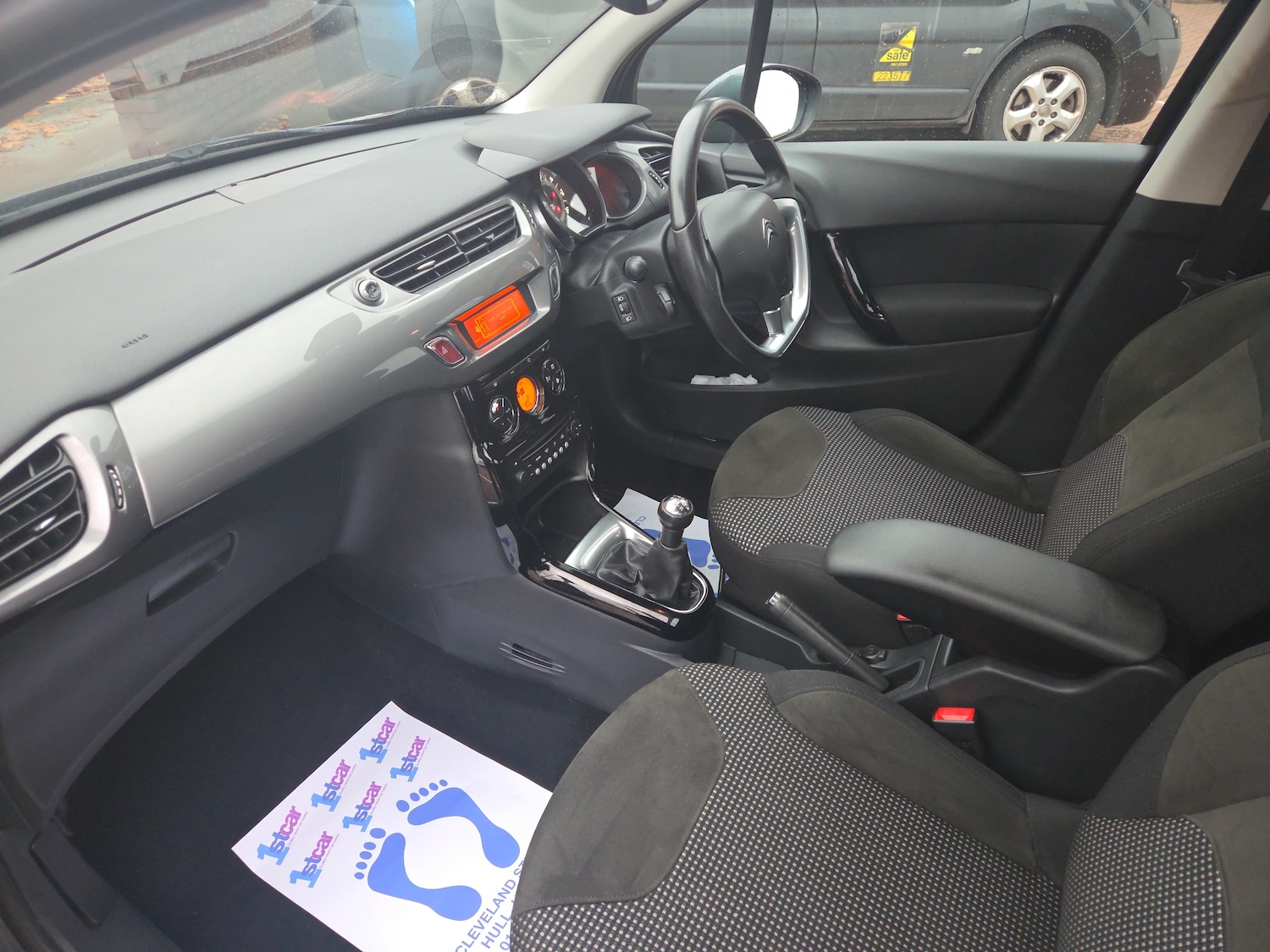 Used Citroen C3 2015 for sale - 76563393: Photo 2