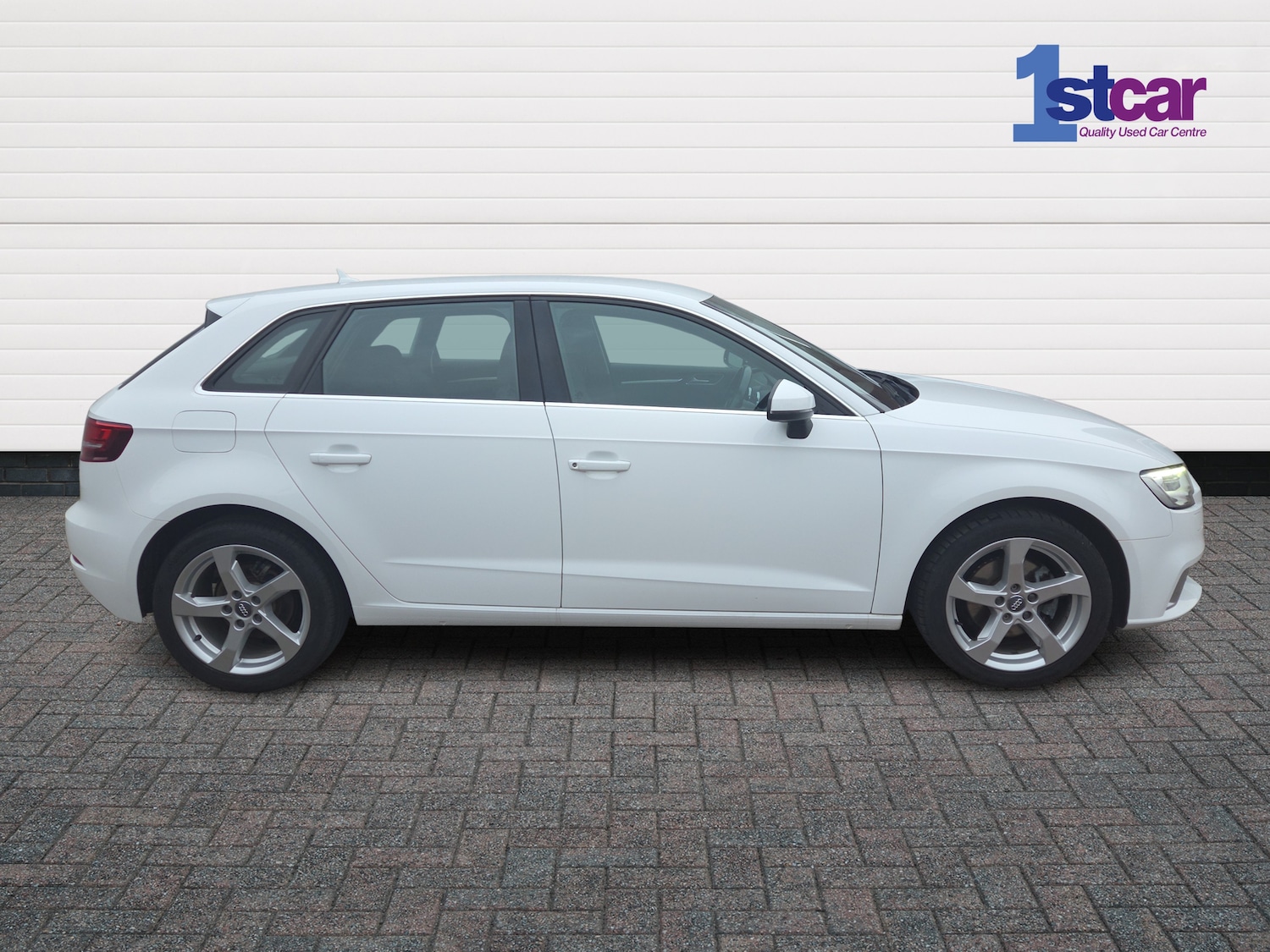 Used Audi A3 2016 for sale - 77067943: Photo 4