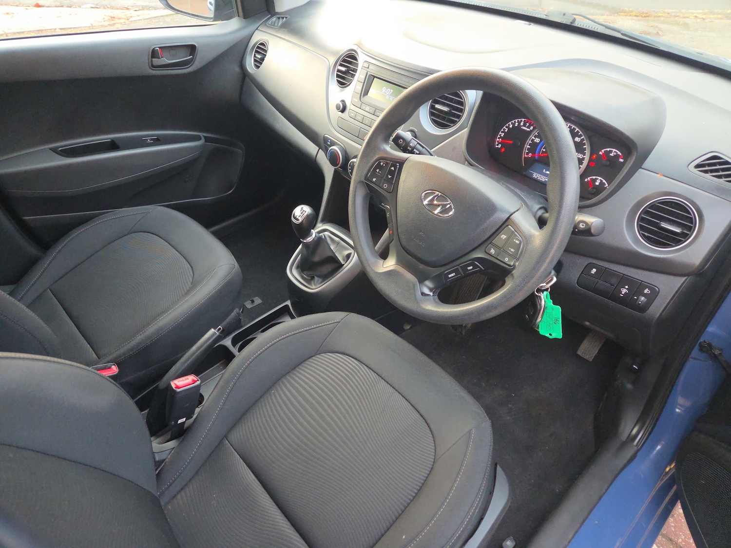 Used Hyundai i10 2017 for sale - 76928098: Photo 6