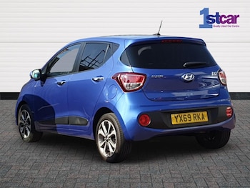 Used Hyundai i10 2019 for sale - 79293999: Photo