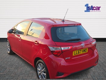 Used Toyota Yaris 2017 for sale - 76804226: Photo