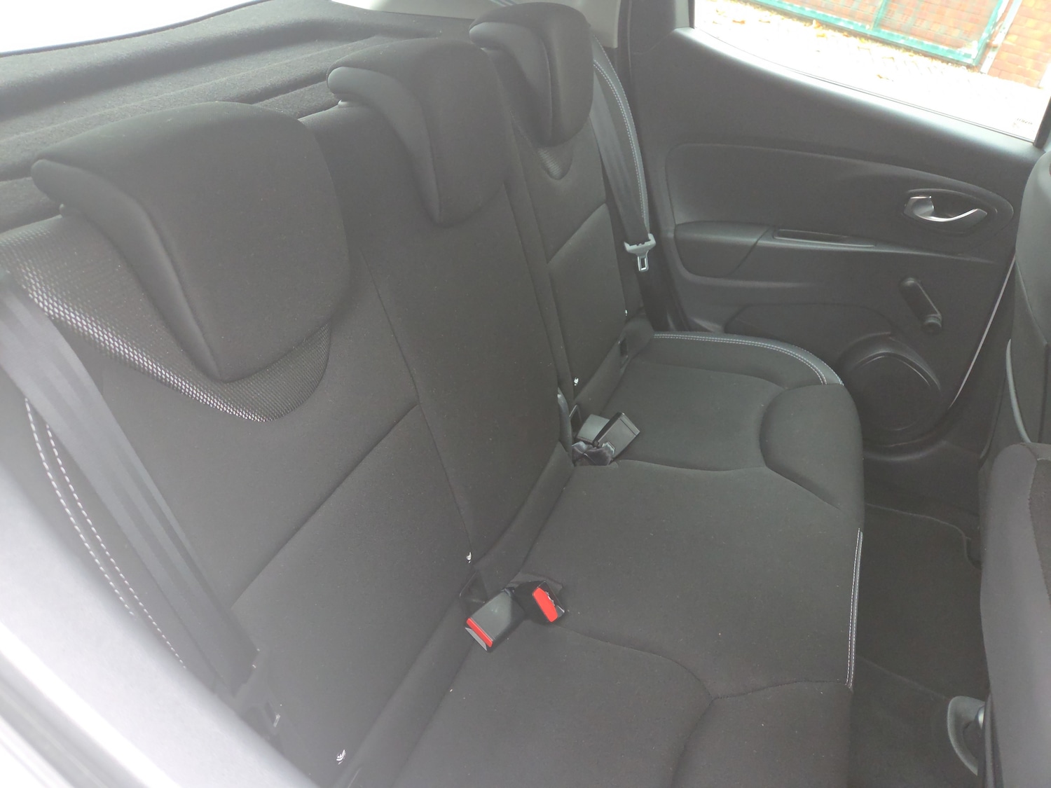 Used Renault Clio 2017 for sale - 76597753: Photo 10