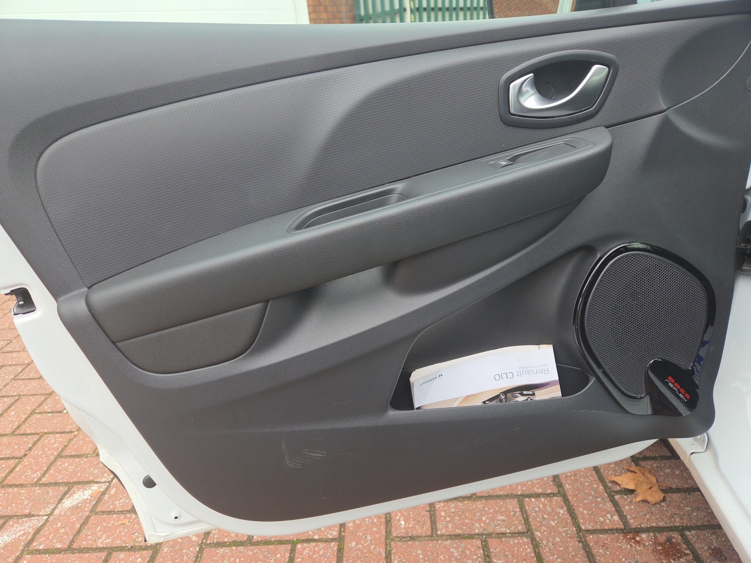 Used Renault Clio 2017 for sale - 76597753: Photo 11