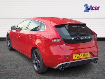 Used Volvo V40 2015 for sale - 77205787: Photo