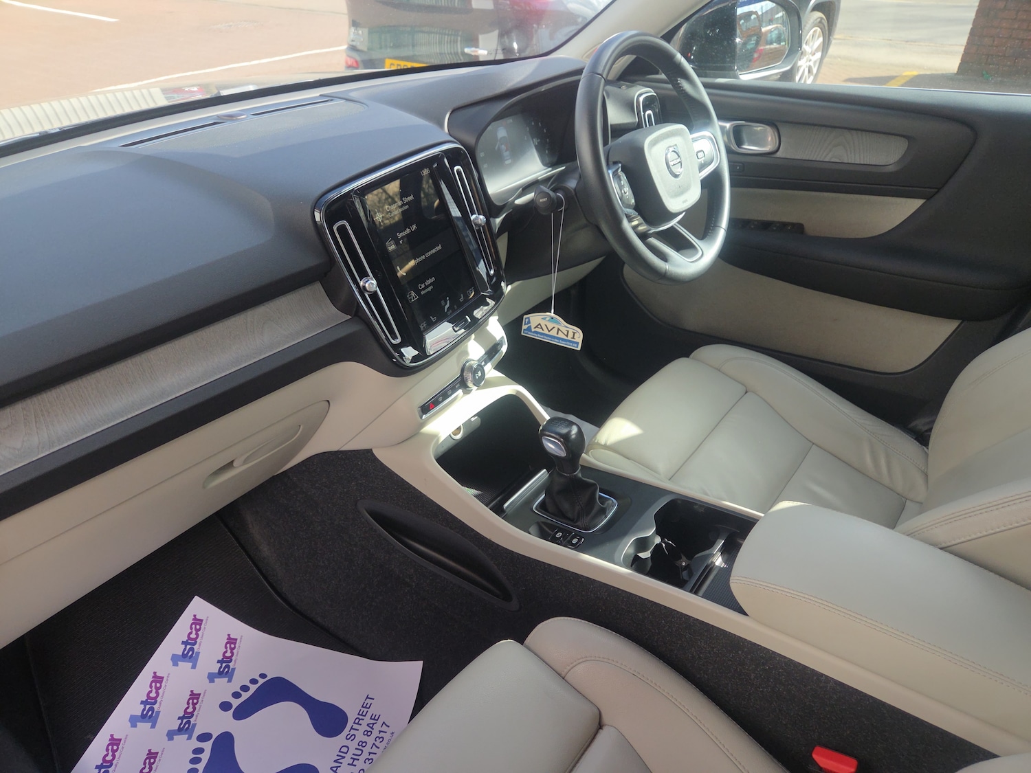 Used Volvo XC40 2021 for sale - 78059776: Photo 2