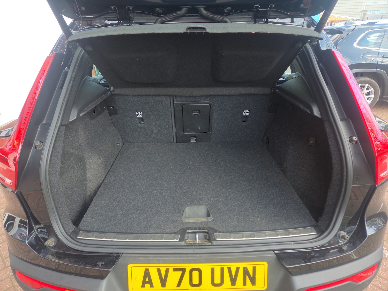 Used Volvo XC40 2021 for sale - 78059776: Photo 9