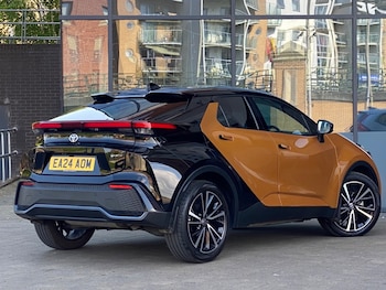 Used Toyota C-HR 2024 for sale - 78420392: Photo