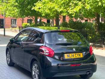 Used Peugeot 208 2014 for sale - 74849656: Photo