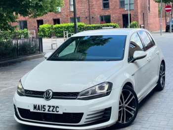 Used Volkswagen Golf 2015 for sale - 74787600: Photo