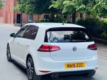 Used Volkswagen Golf 2015 for sale - 74787600: Photo