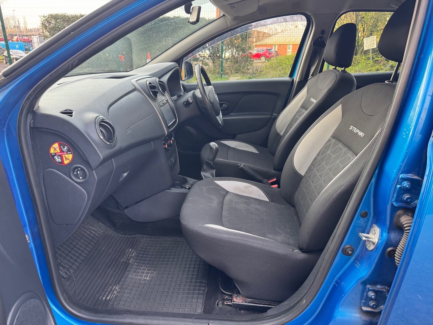 Used Dacia Sandero Stepway 2015 for sale - 77983831: Photo 10