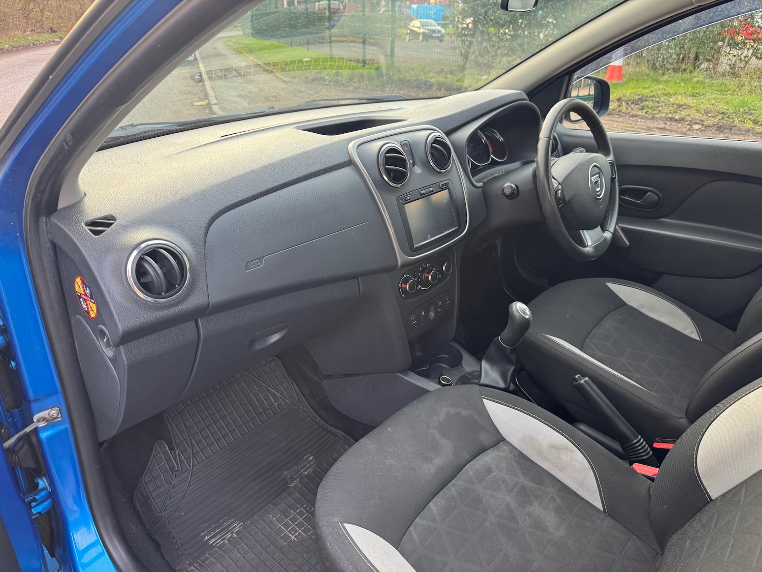 Used Dacia Sandero Stepway 2015 for sale - 77983831: Photo 11